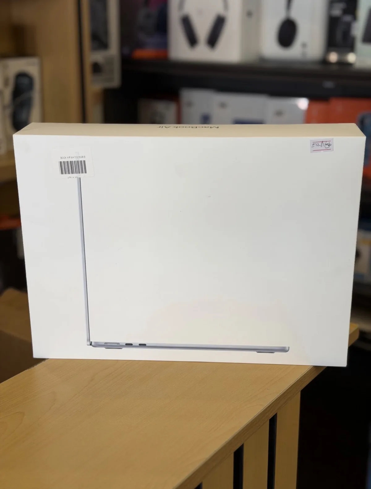 Apple MacBook Air - M5