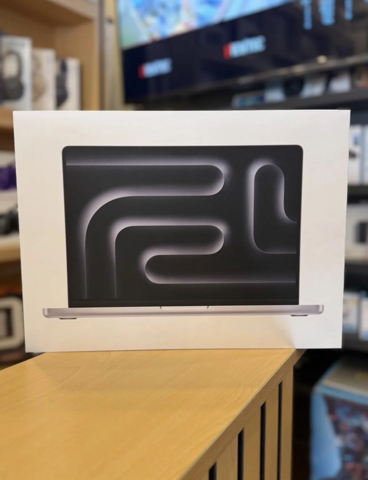 MacBook M5 Pro (512/16gb)