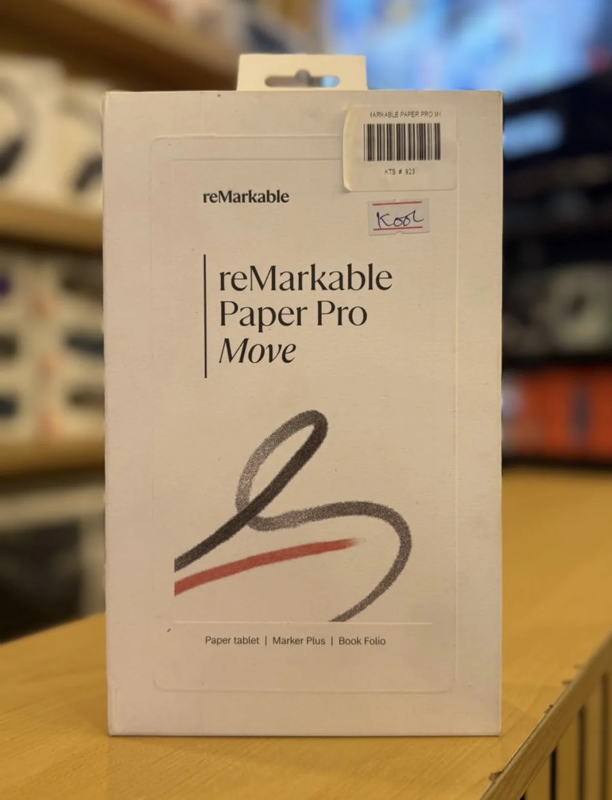Remarkable Paper Pro Move